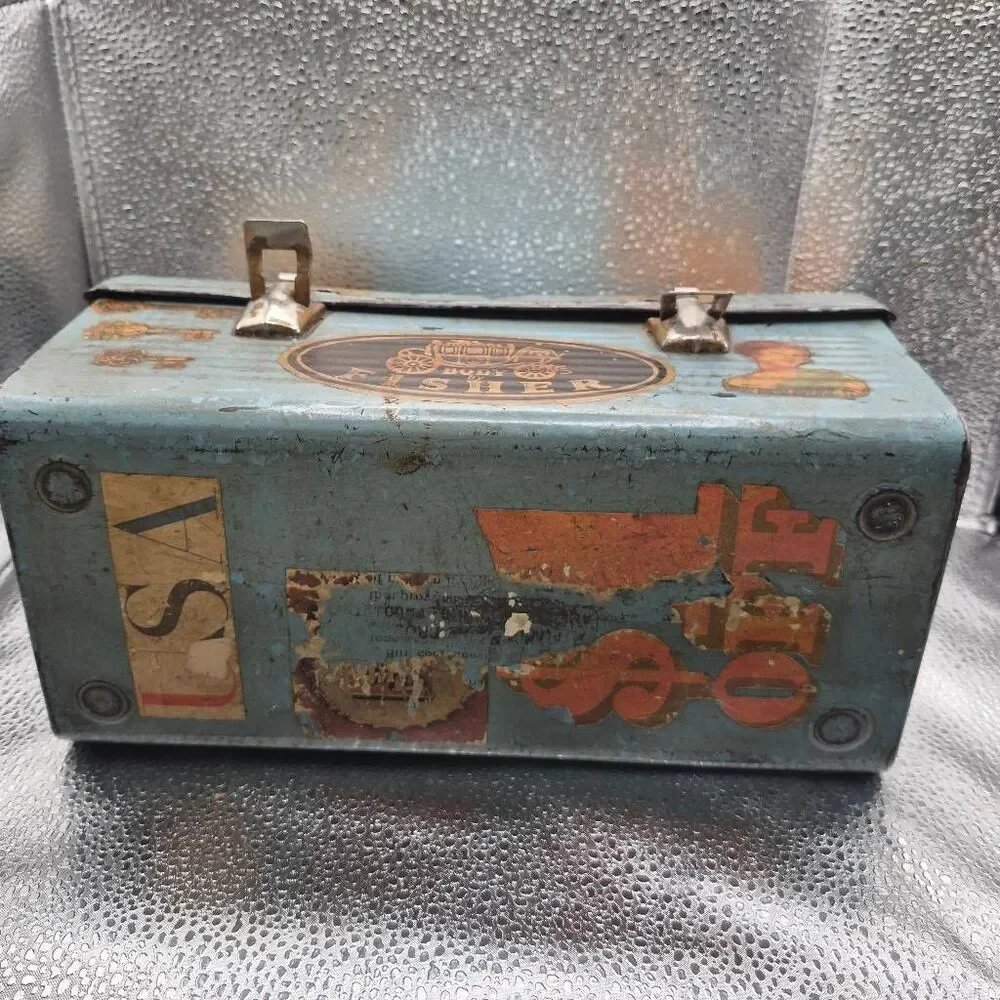Vintage domed lunch box